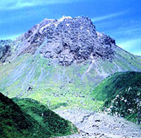 夏の平成新山